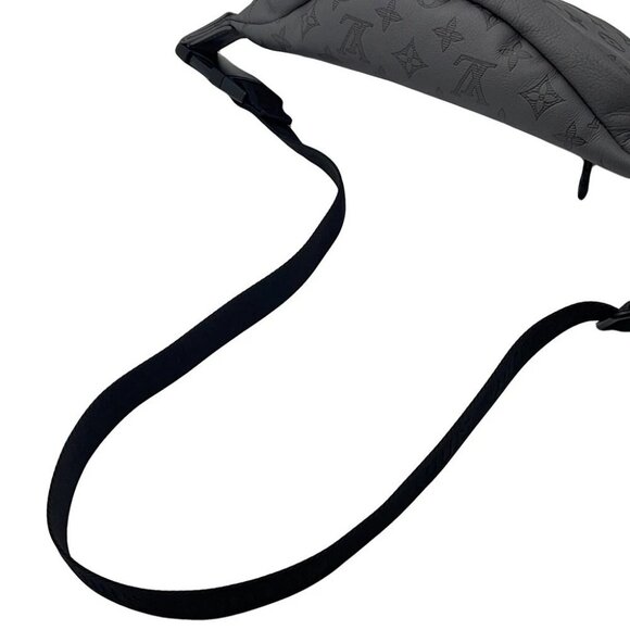 LOUIS VUITTON Discovery・Bumbag Size PM Monogram Shadow Gray M46108 - Picture 9 of 12